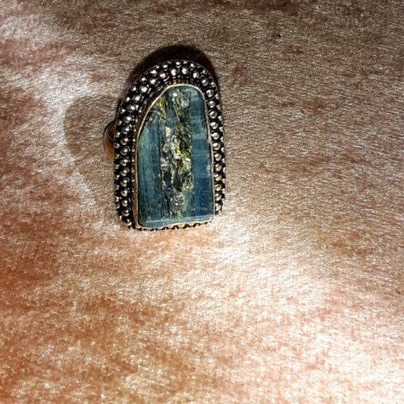 Rare Rough Blue Kyanite Ring Size 6 Witch Healing Ring 925 Silver - Picture 3 of 5